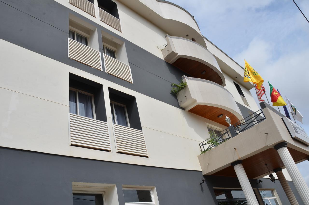 Congress Hotel Yaoundé Exterior photo